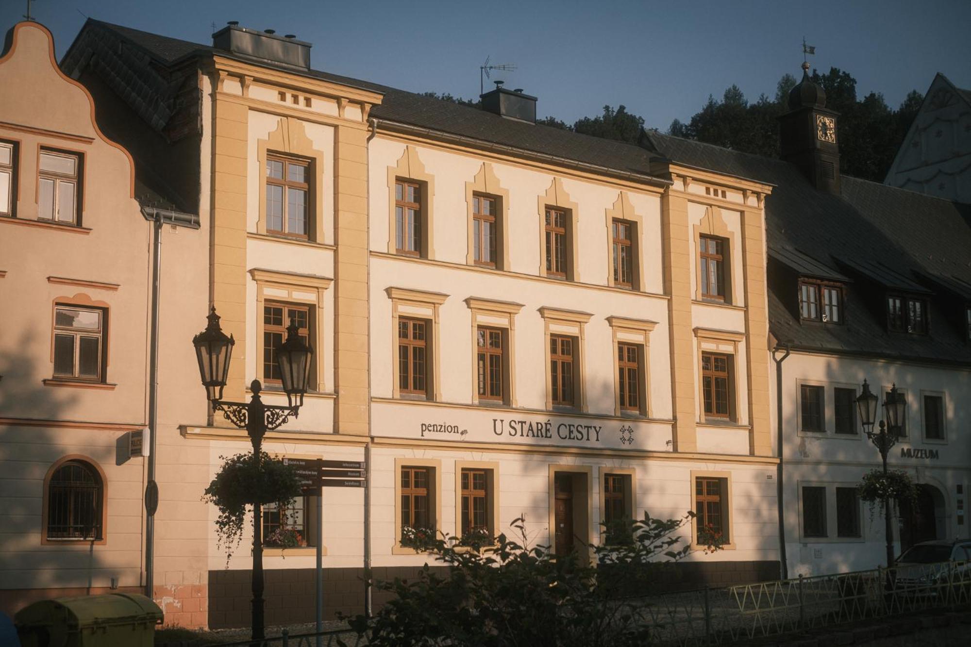 U Stare Cesty Hotel Horní Slavkov Buitenkant foto
